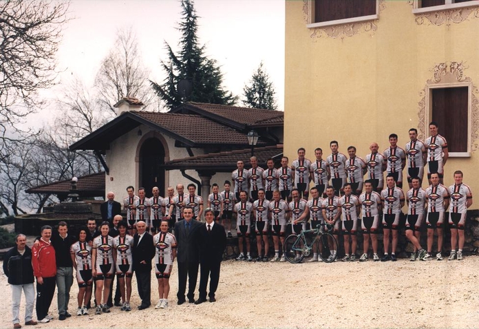 FOTO TEAM 2002
